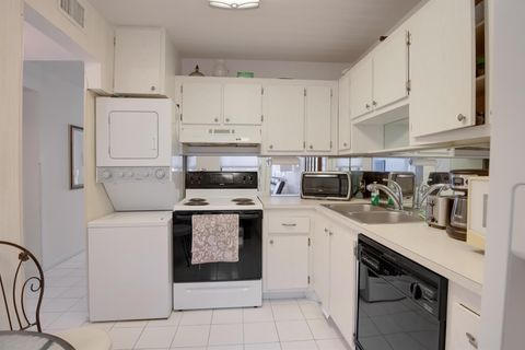 A home in Lake Worth