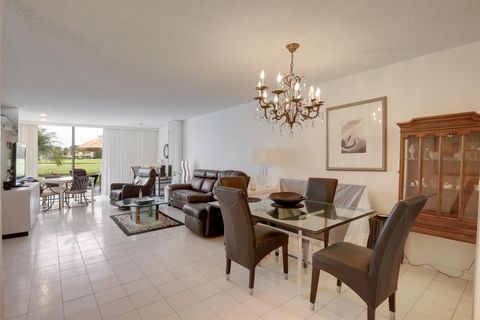 A home in Lake Worth