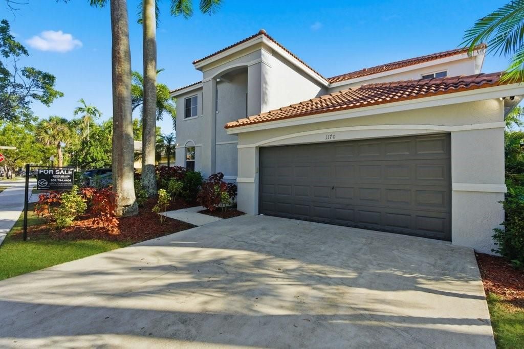 Photo of 1170 Chenille Cir, Weston, FL 33327 (MLS # F10540167)