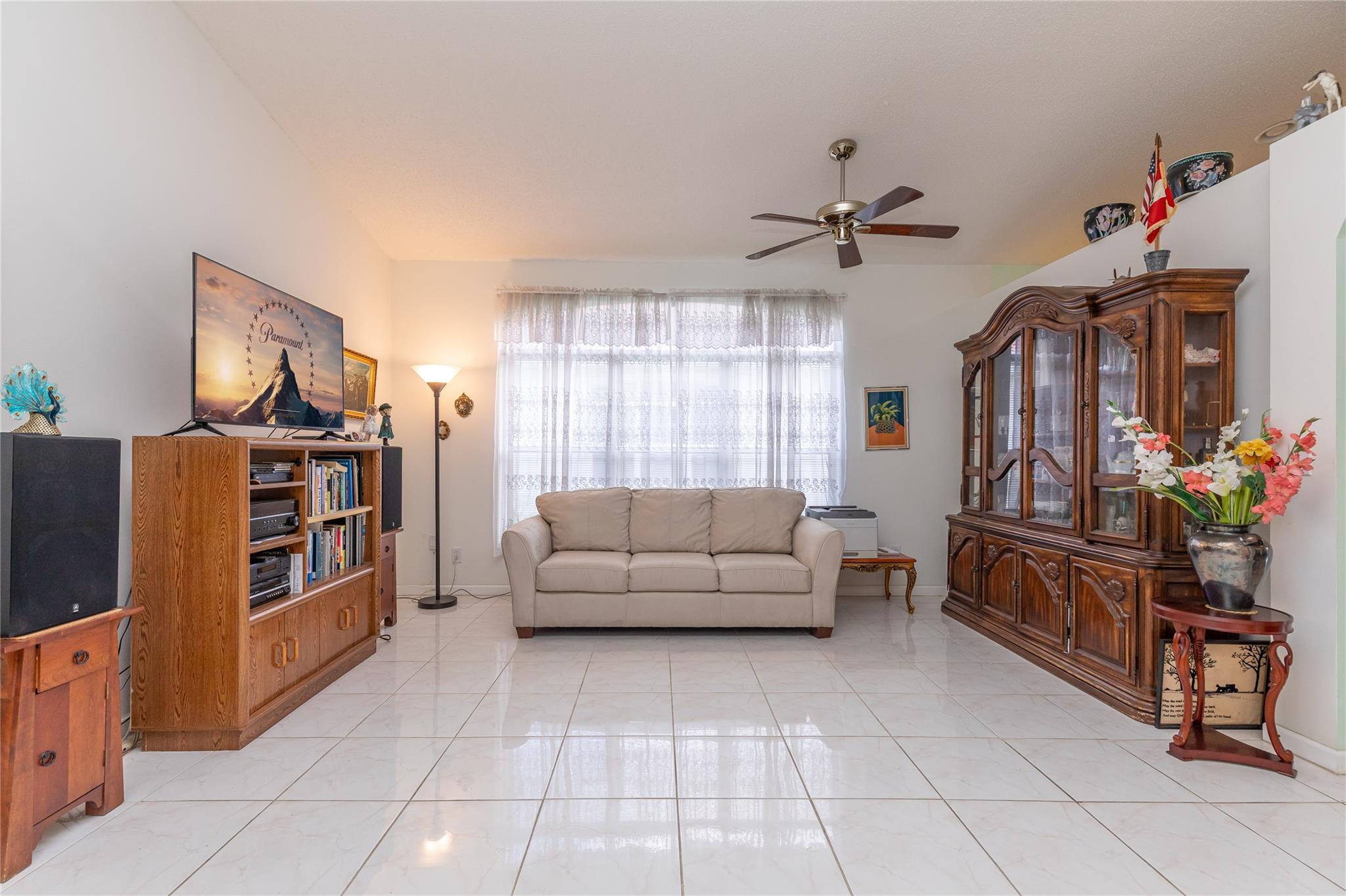 Pembroke Falls Ph 3 158-2 - Residential