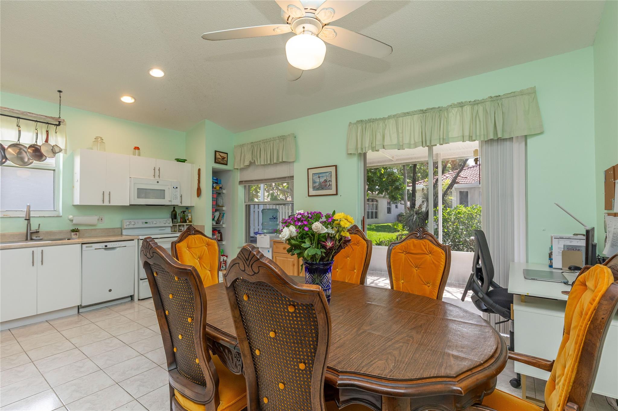 Pembroke Falls Ph 3 158-2 - Residential