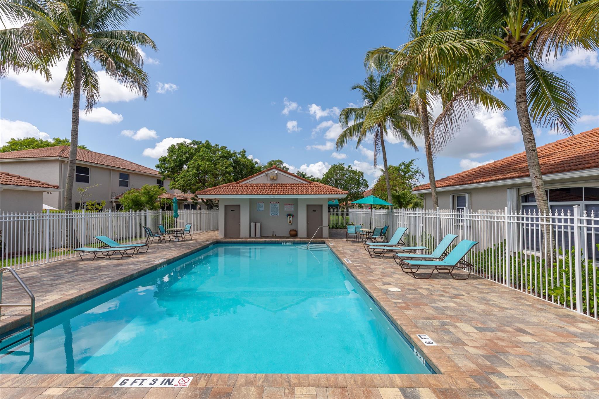 Pembroke Falls Ph 3 158-2 - Residential