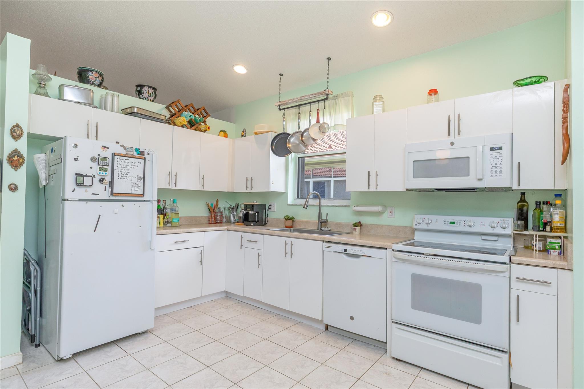 Pembroke Falls Ph 3 158-2 - Residential