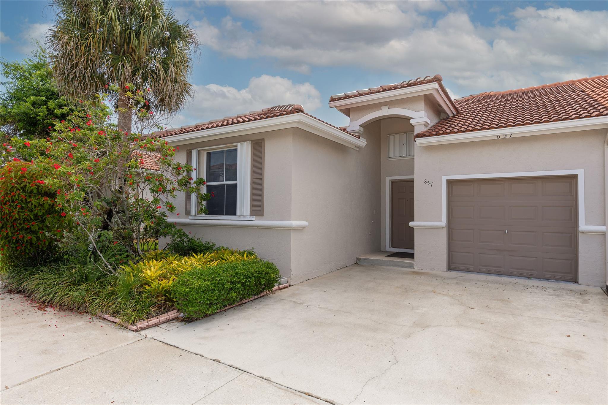 $20K Seller Credit Toward a New Roof! Located in a highly desirable, gated community, this 3 bed/2 bath home with a garage offers both comfort and convenience. Just a short walk to top-rated schools the location is unbeatable. Enjoy community amenities including pool all with no HOA approval required & pet allowed with breed restrictions. The home features high ceilings and split-bedroom floor plan with a generously sized kitchen. Updates include AC (2024) & water heater (2017). The master suite has a walk-in closet & bath for added comfort. Outdoors, enjoy mature mango and avocado trees. FHA/VA financing welcome. Property is currently in probate NEARING COMPLETION. With a bit of DIY, this home has the potential to be truly state-of-the-art. Don’t miss out on this incredible opportunity!