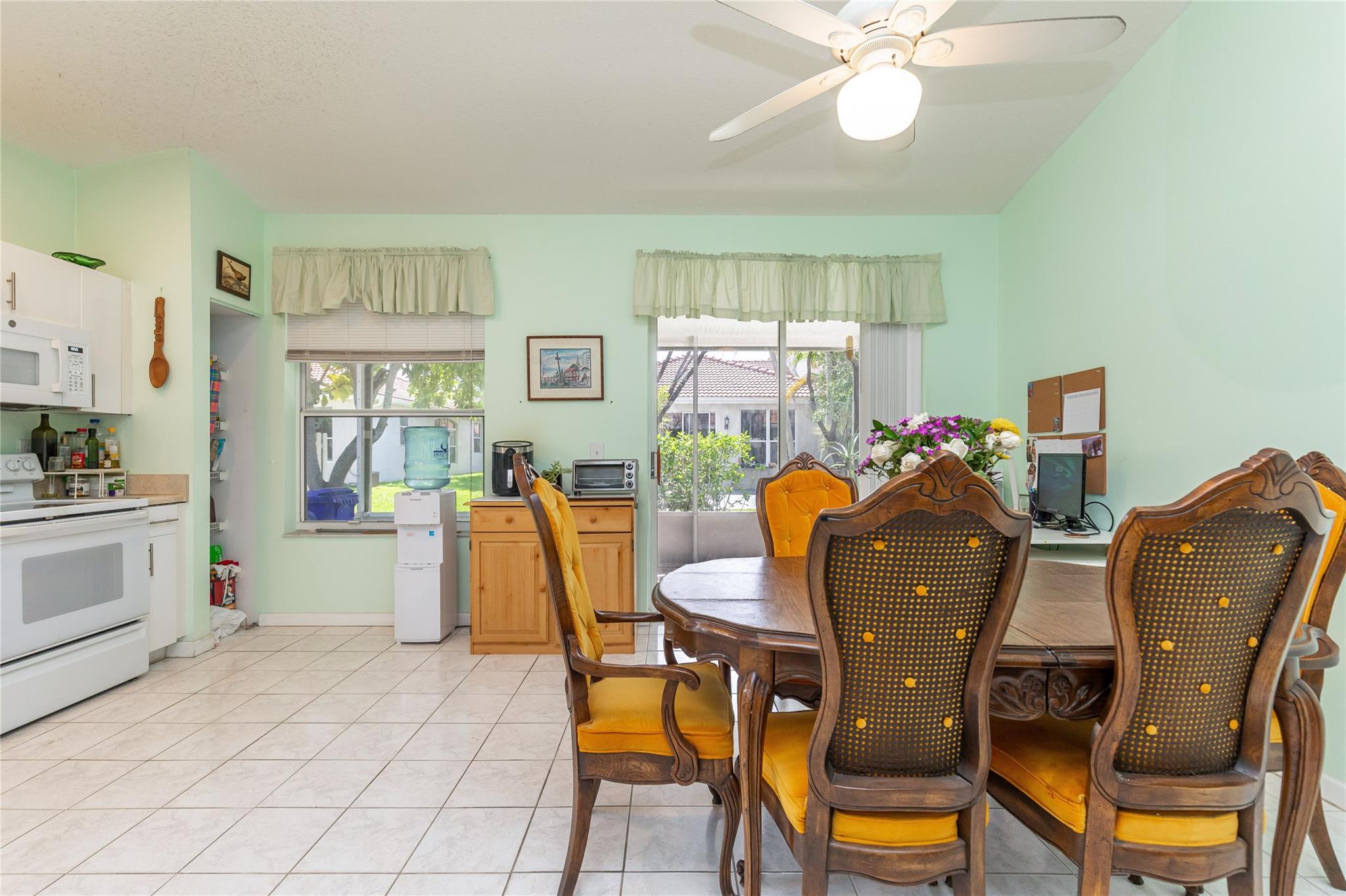 Pembroke Falls Ph 3 158-2 - Residential