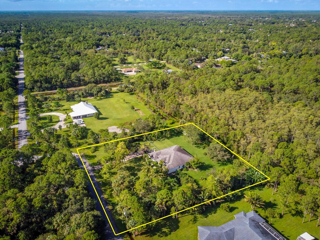 Photo of 16107 79th Terrace N, Palm Beach Gardens, FL 33418 (MLS # R10915127)