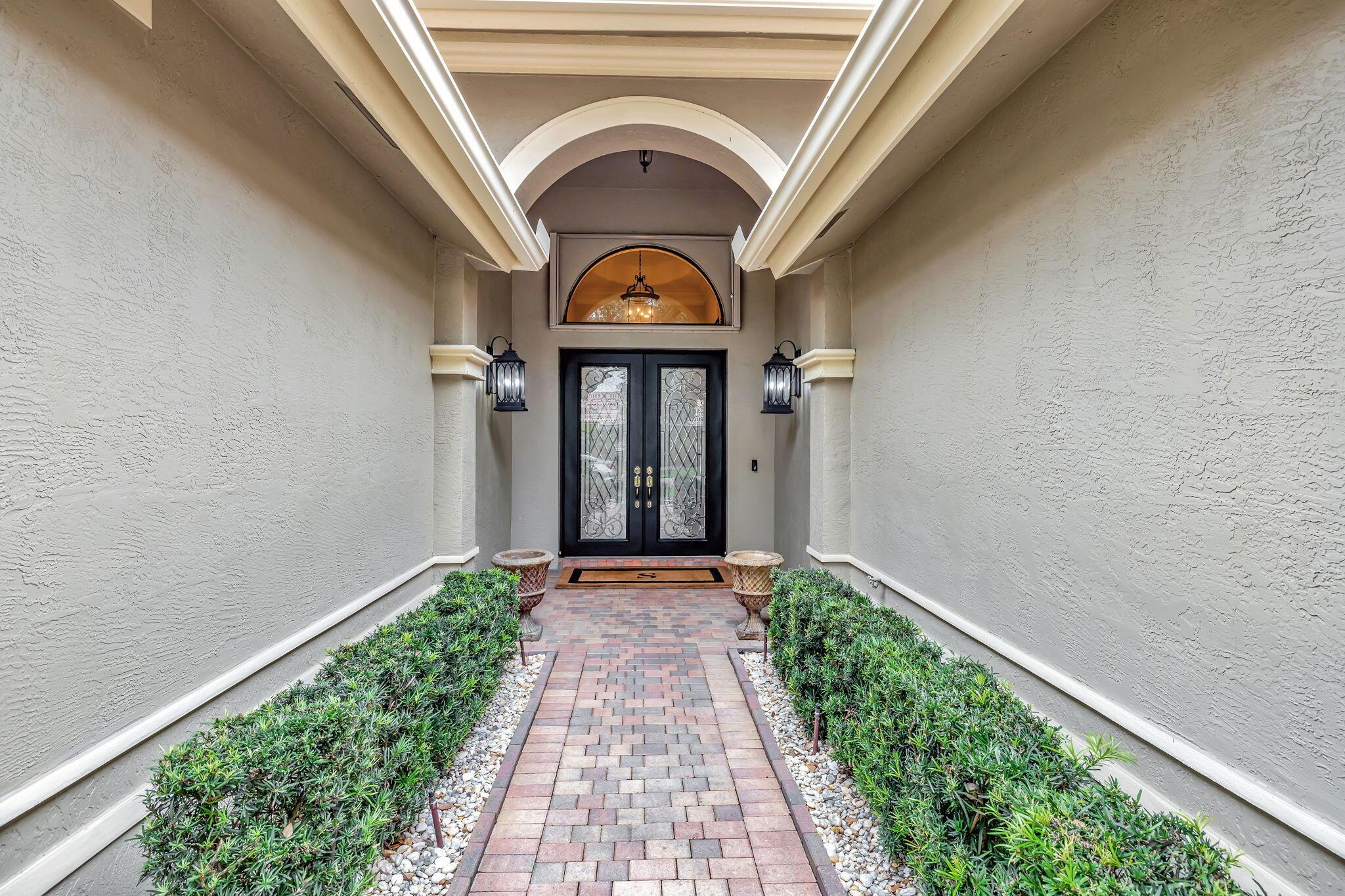 7627 Via Grande, Boynton Beach, FL, 33437/$698,000 3 7627 Via Grande