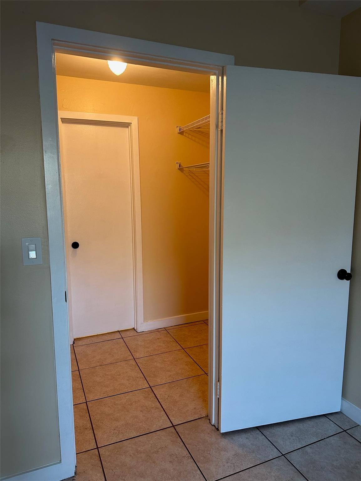 La Hacienda Country Club - Residential Lease