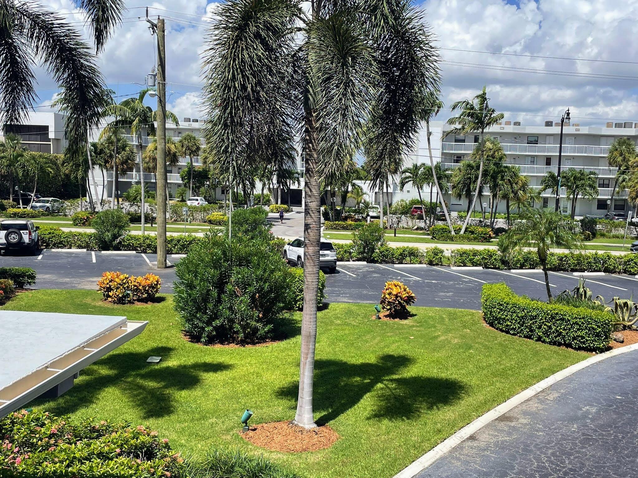 SOUTH PALM RESIDENCE INC - Residential Lease
