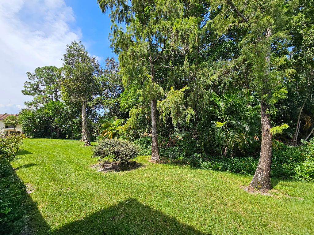 GLADES OF BOCA LAGO CONDO - Residential