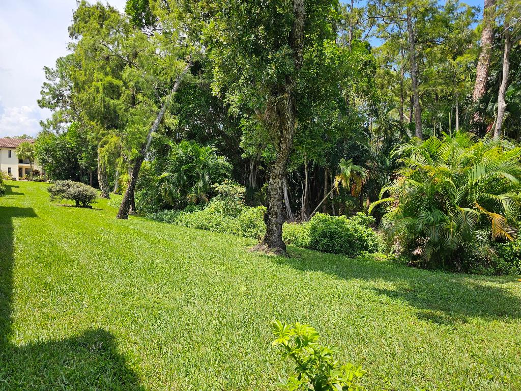 GLADES OF BOCA LAGO CONDO - Residential