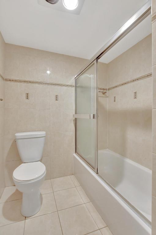 GLADES OF BOCA LAGO CONDO - Residential