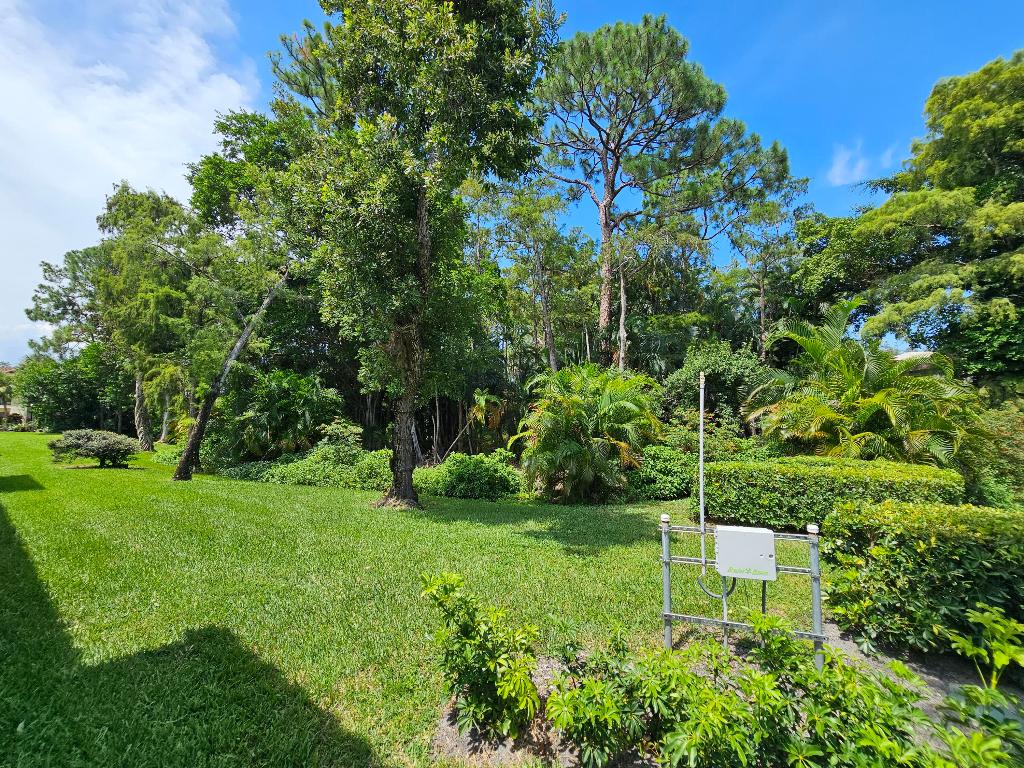 GLADES OF BOCA LAGO CONDO - Residential