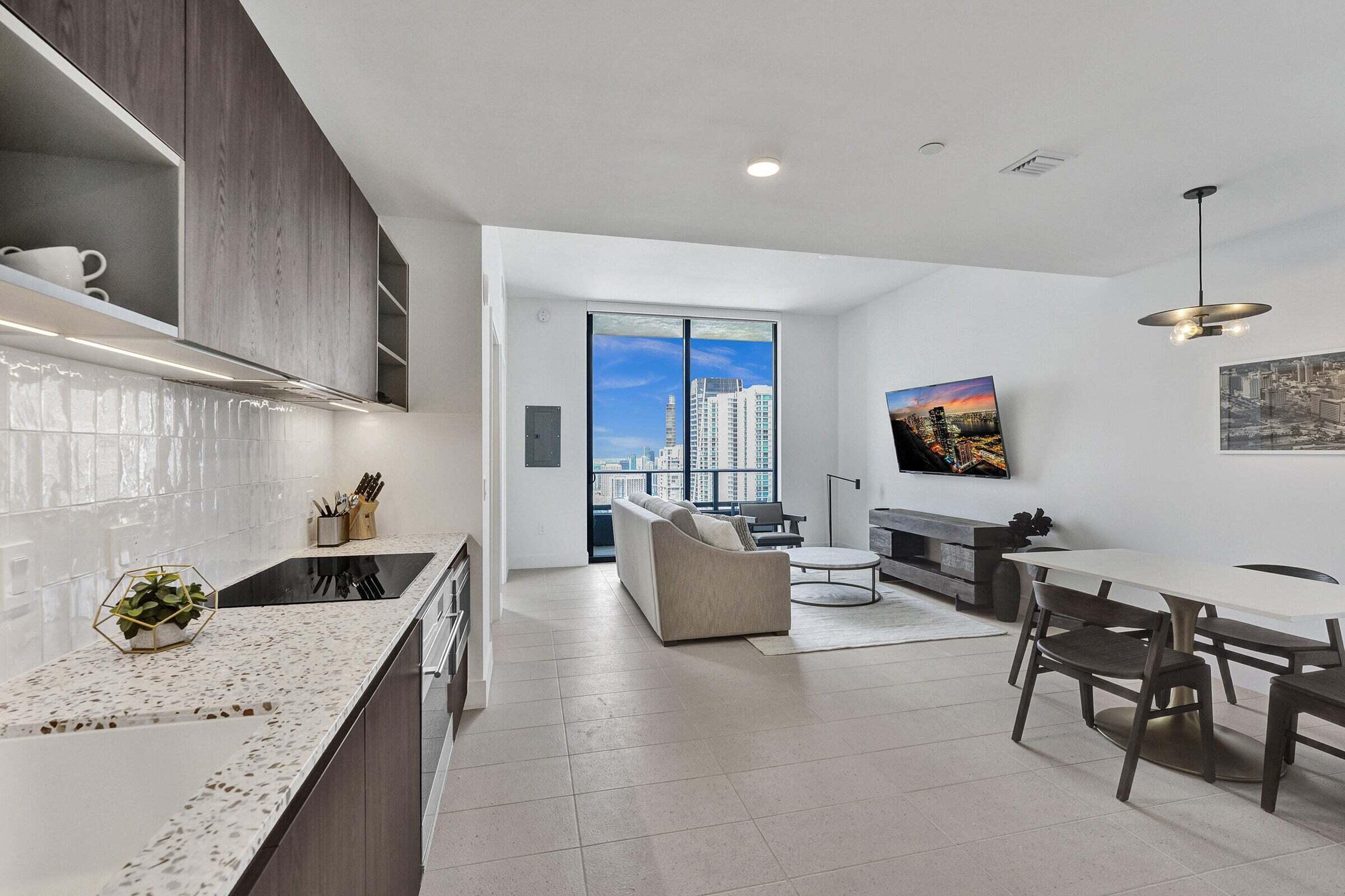 159 NE 6th Street 4813, Miami FL 33132
