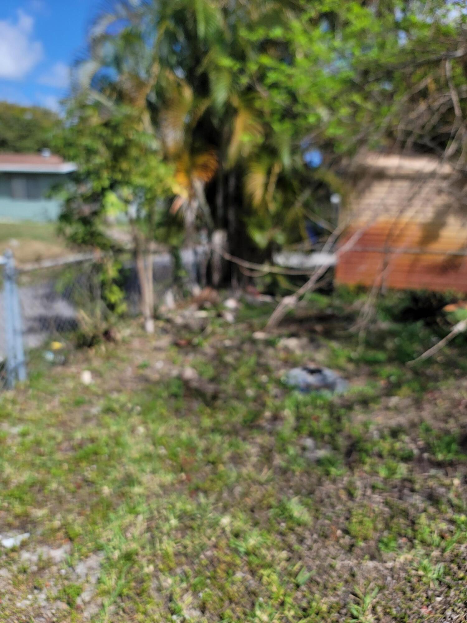 LIBERIA - Residential