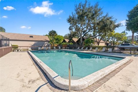 Tiny photo for 639 N University Drive #17, Plantation, FL 33324 (MLS # F10555508)