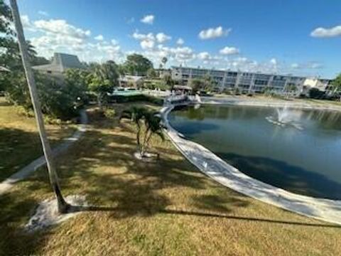 A home in Lake Worth