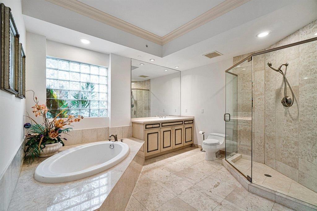 MIZNER GRAND CONDO - Residential