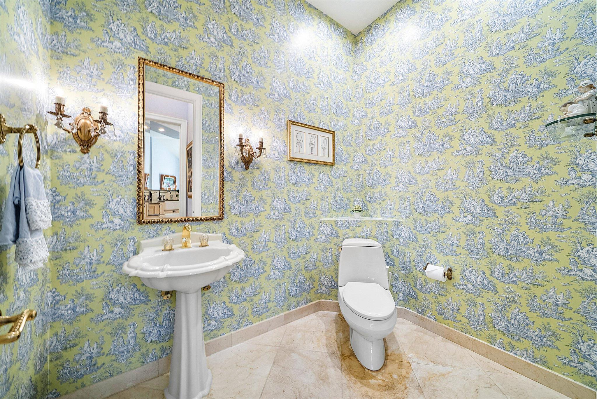 LAURELS / POLO CLUB - Residential