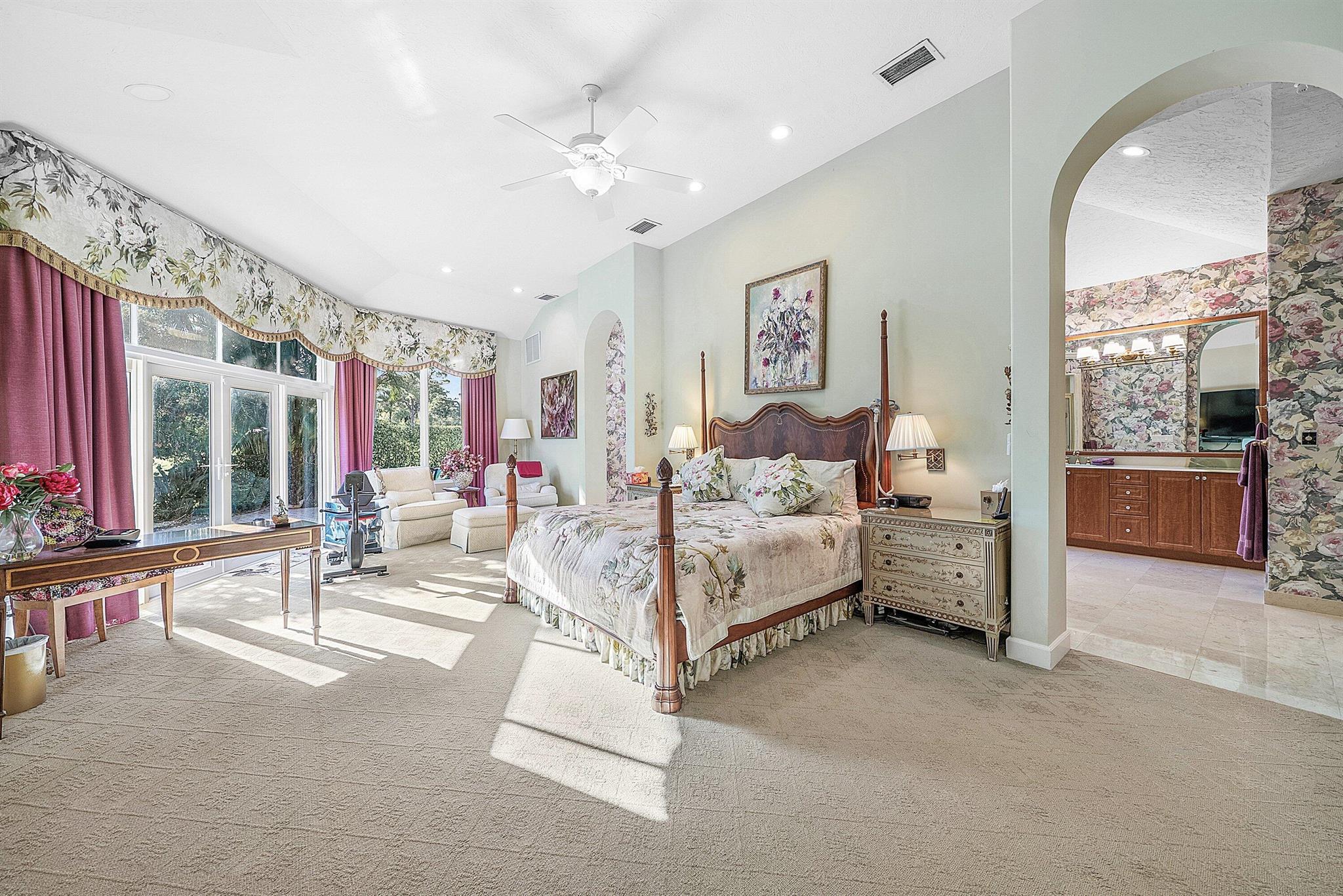 LAURELS / POLO CLUB - Residential