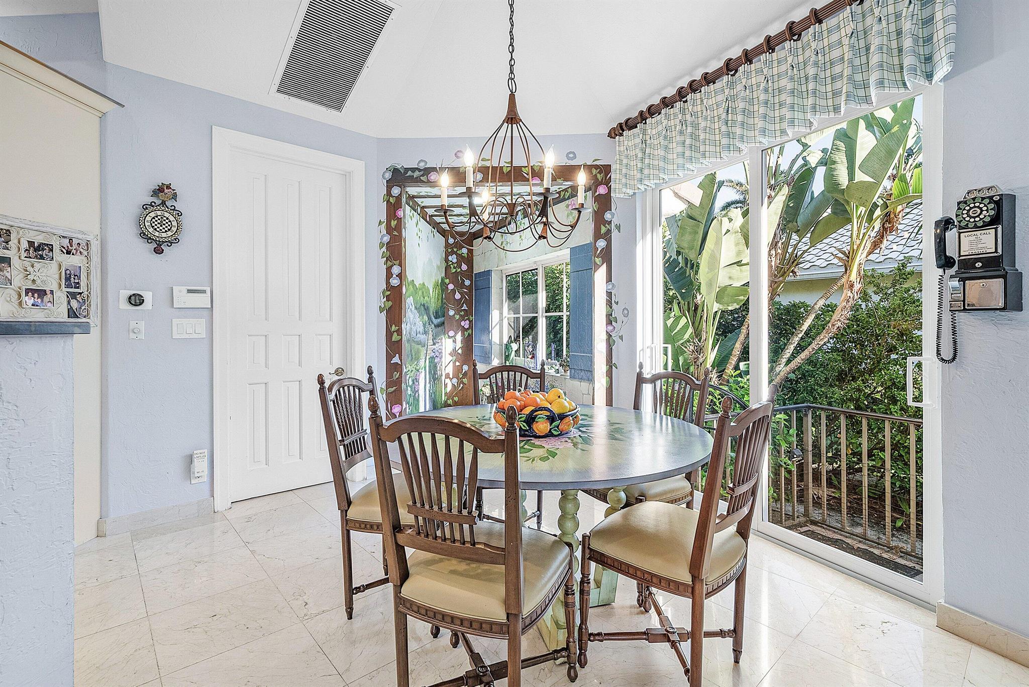 LAURELS / POLO CLUB - Residential