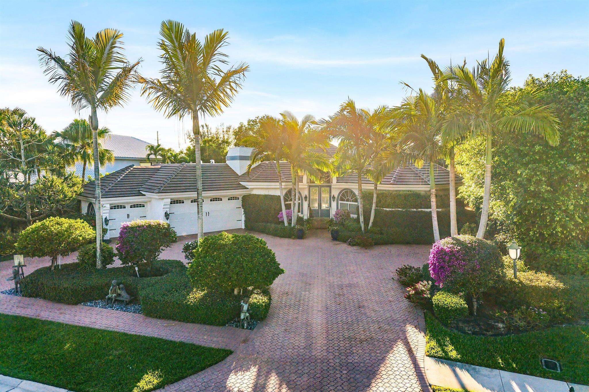 LAURELS / POLO CLUB - Residential