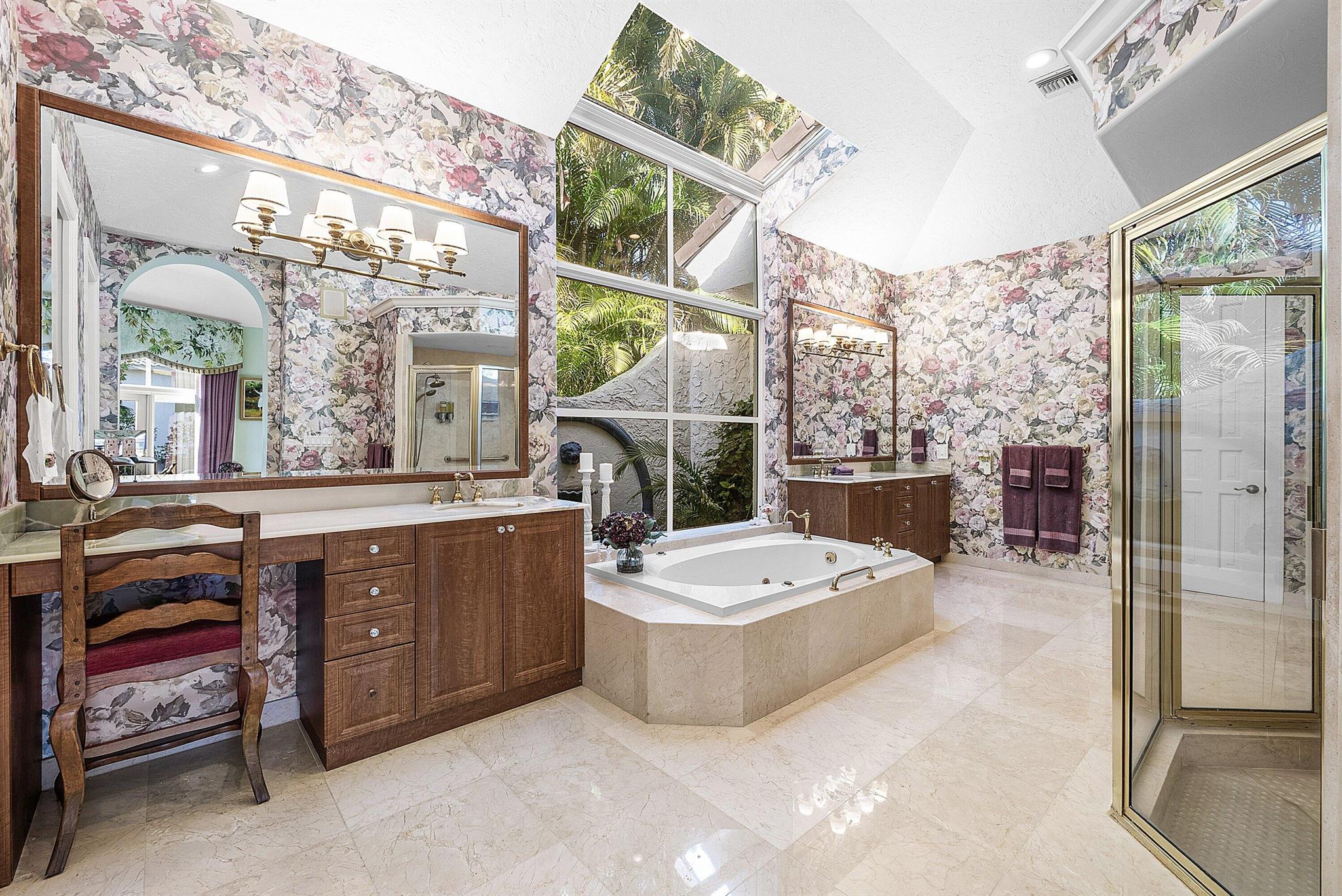 LAURELS / POLO CLUB - Residential