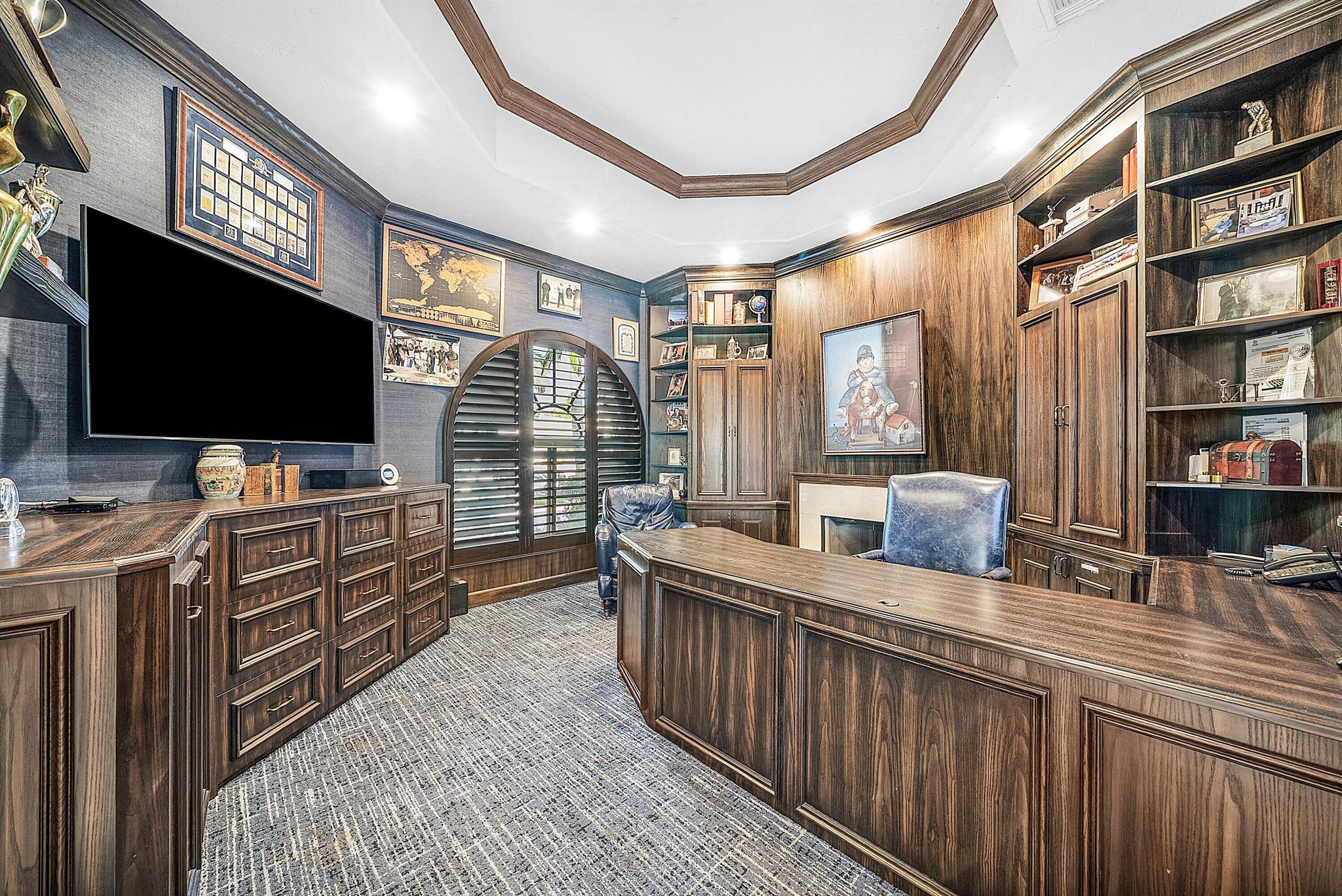 LAURELS / POLO CLUB - Residential