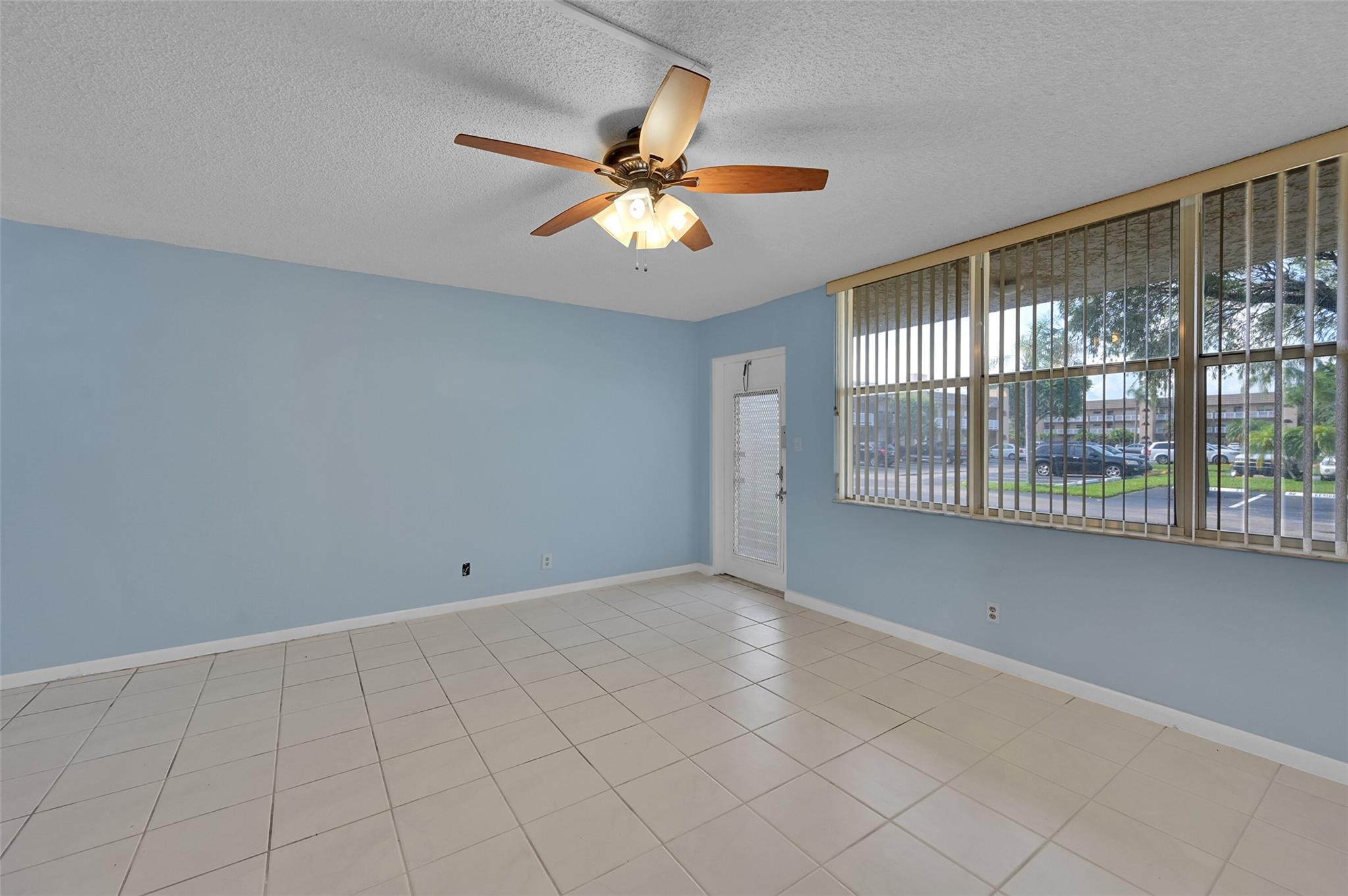 Sunrise Lakes Phase III - Residential