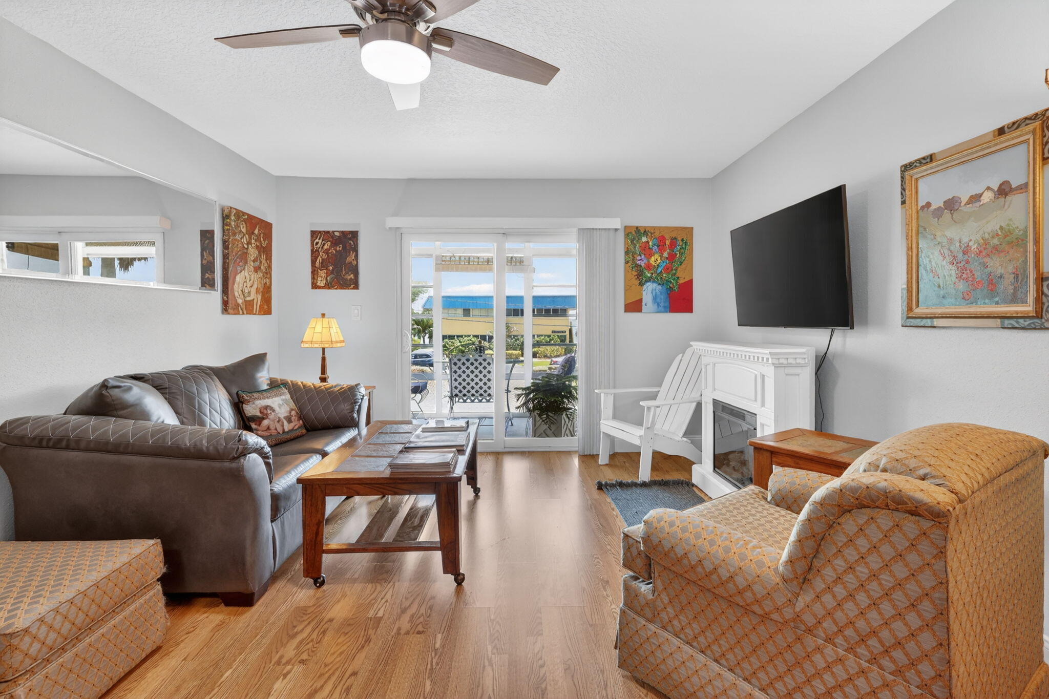 COLONNADES CONDOMINIUM NO 3 - Residential