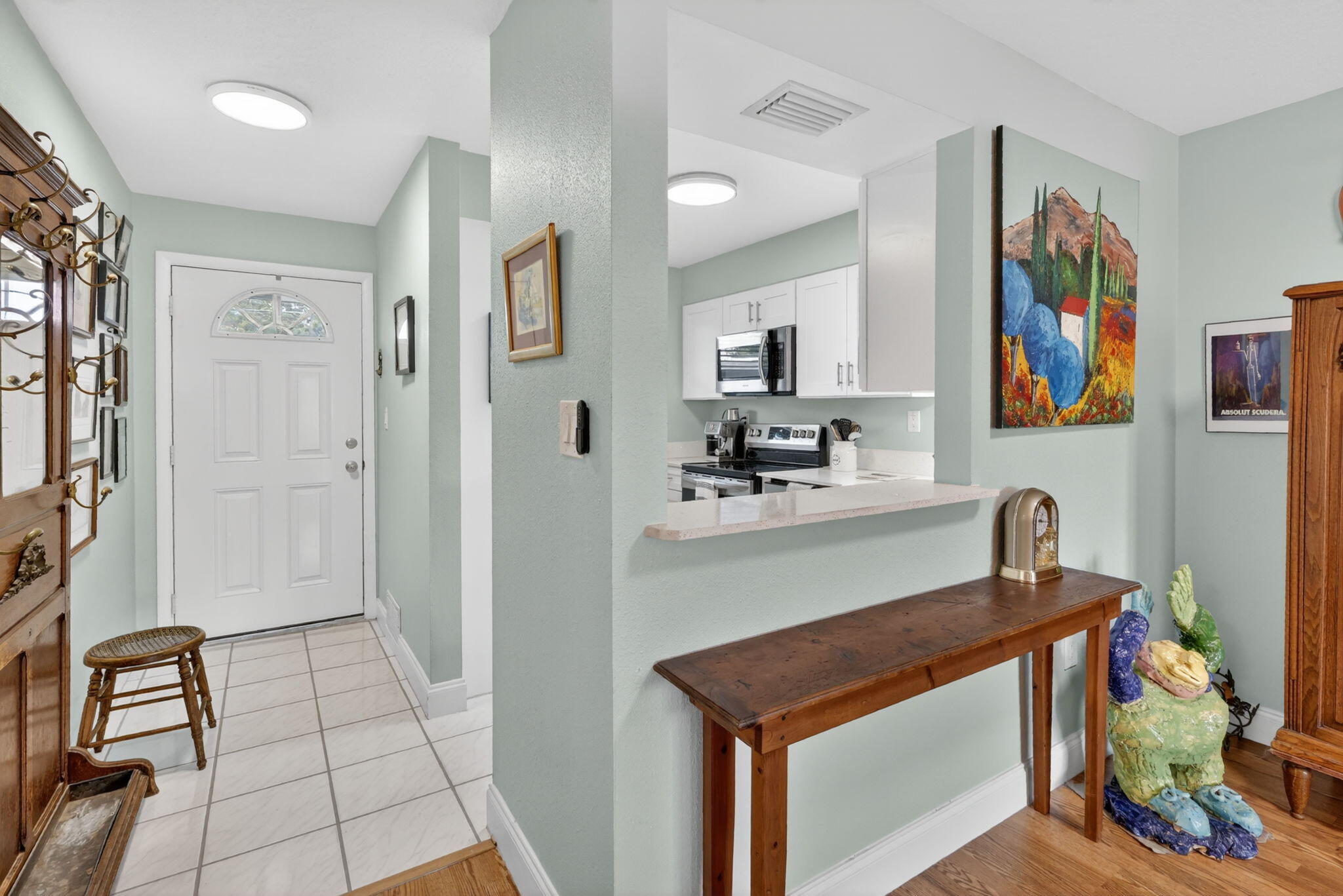 COLONNADES CONDOMINIUM NO 3 - Residential