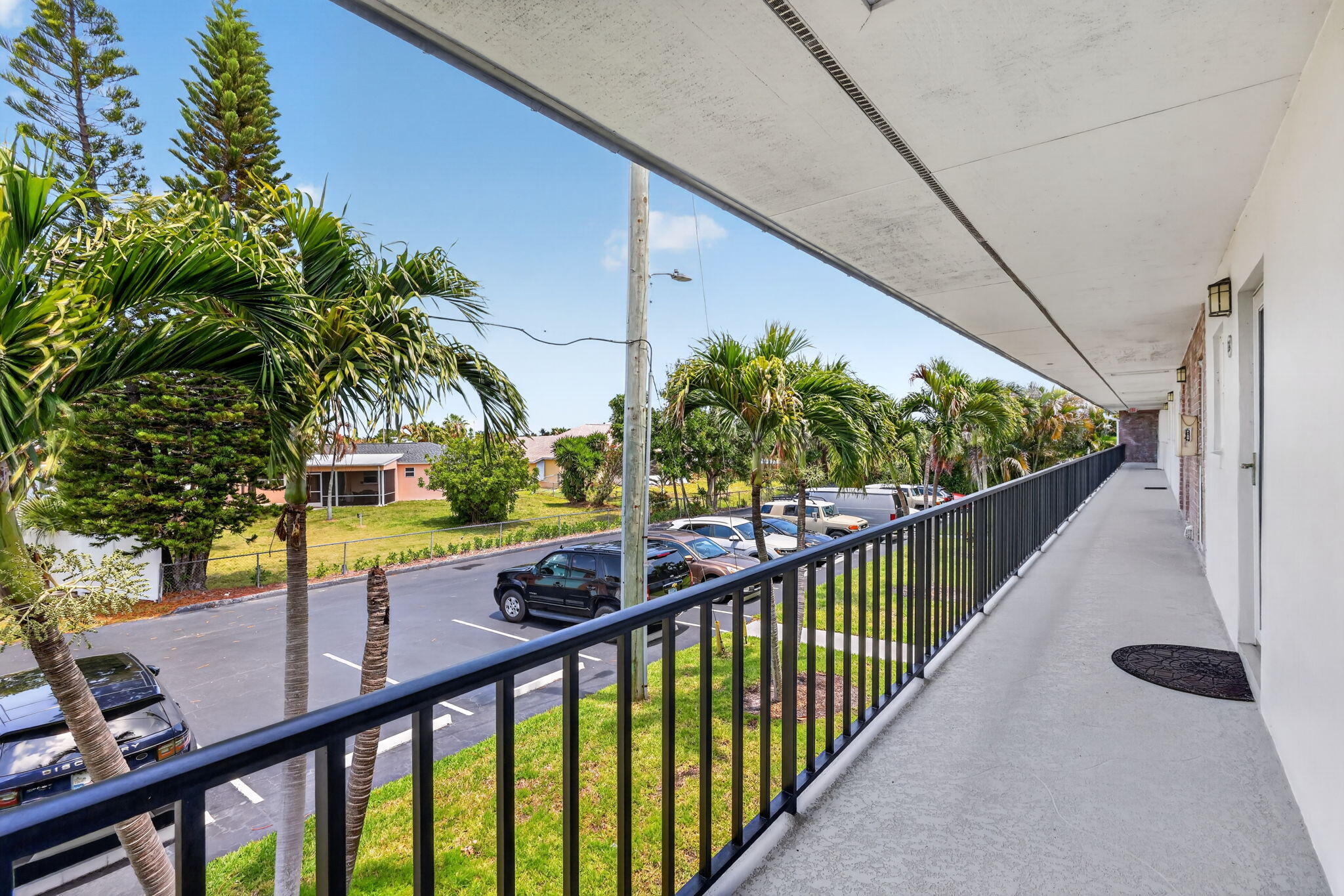 COLONNADES CONDOMINIUM NO 3 - Residential