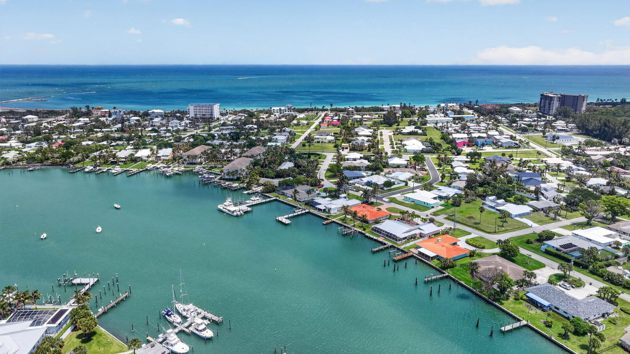 COLONNADES CONDOMINIUM NO 3 - Residential