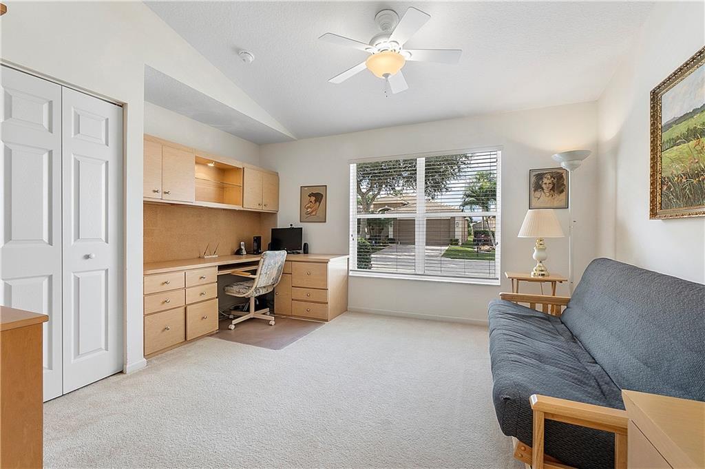 Valencia Falls 06 - Residential