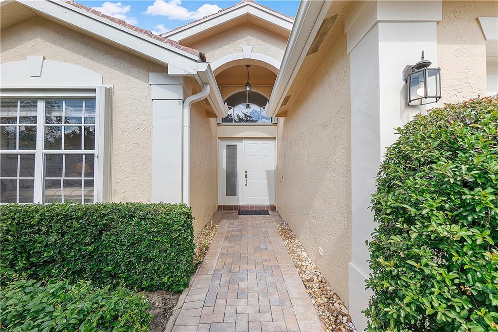 Valencia Falls 06 - Residential