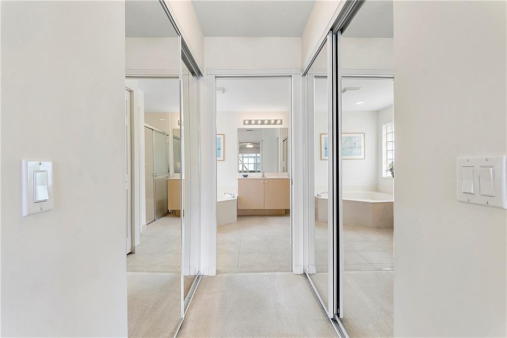 Valencia Falls 06 - Residential