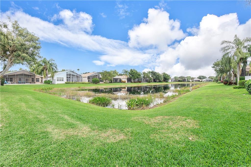 Valencia Falls 06 - Residential