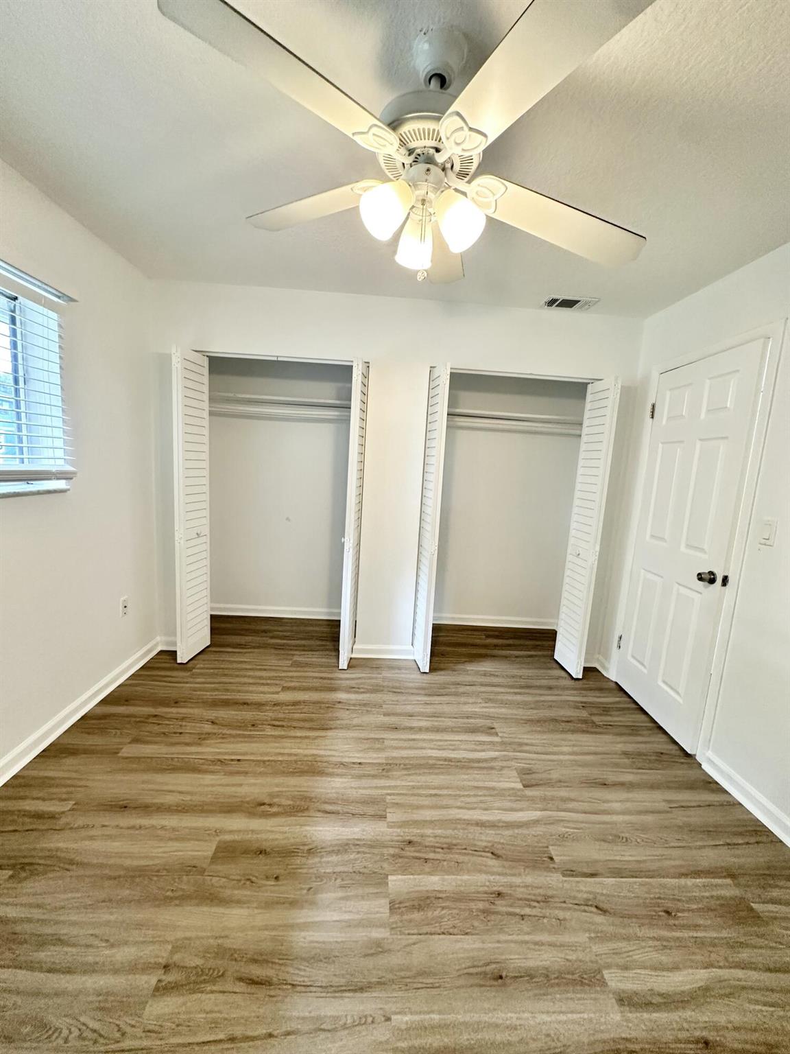 TIFFANY LAKE COND PHASE T - Residential Lease