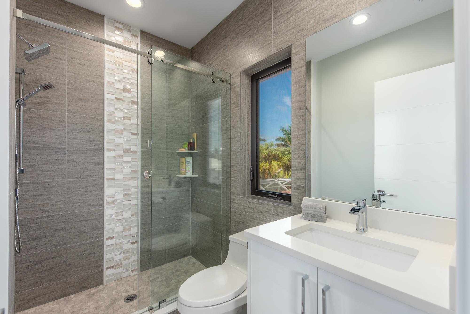 JUPITER INLET COLONY - Residential