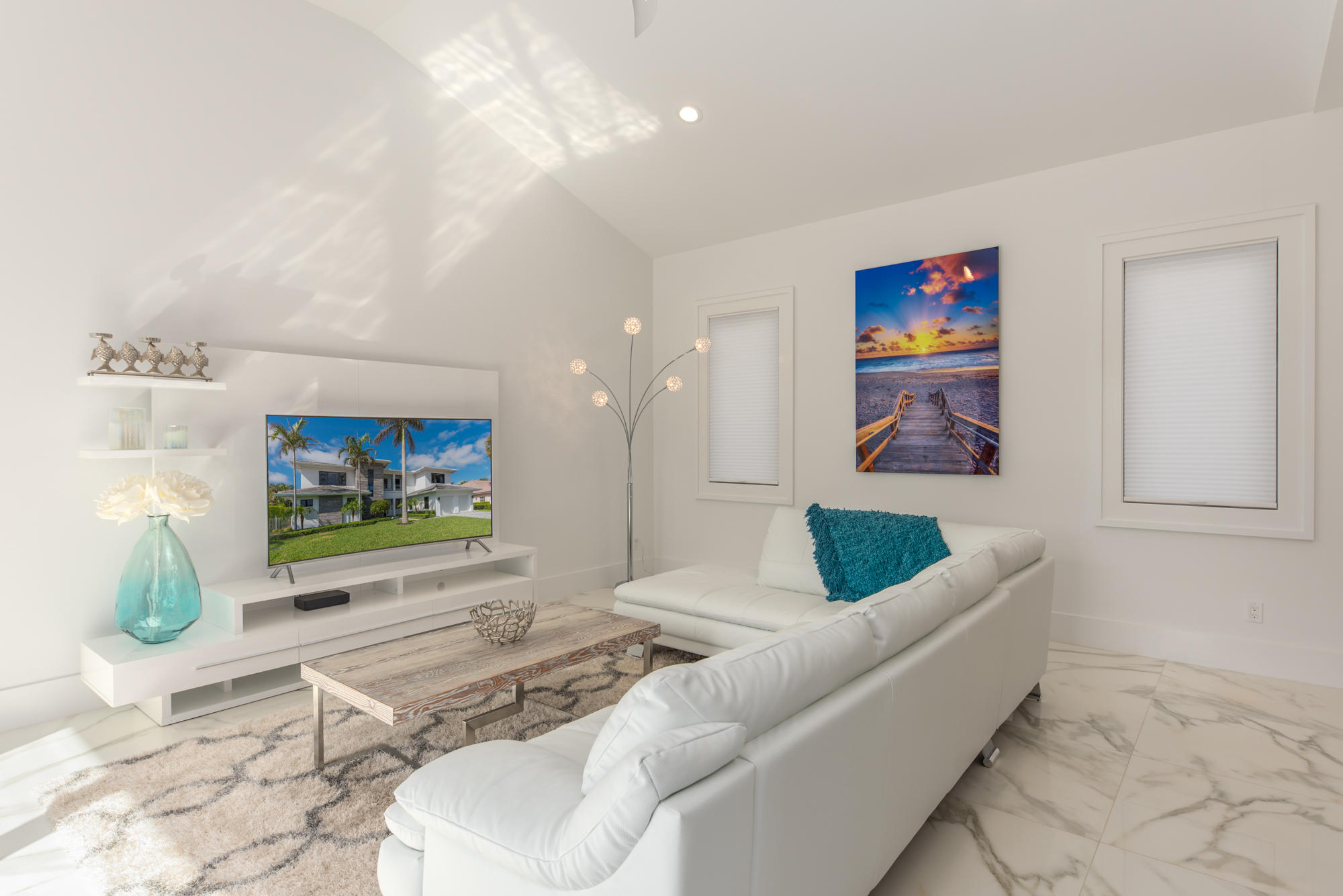 JUPITER INLET COLONY - Residential