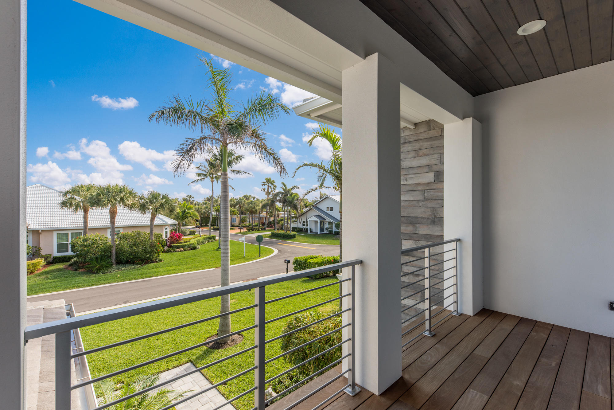 JUPITER INLET COLONY - Residential