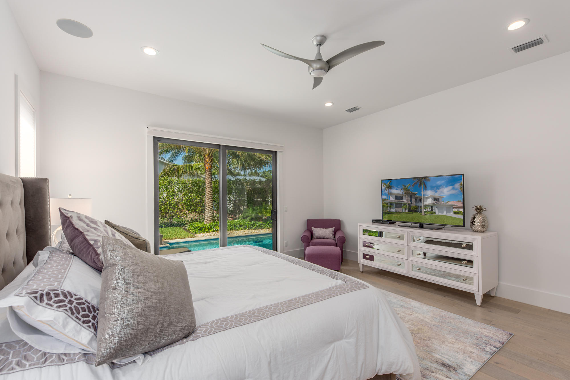 JUPITER INLET COLONY - Residential