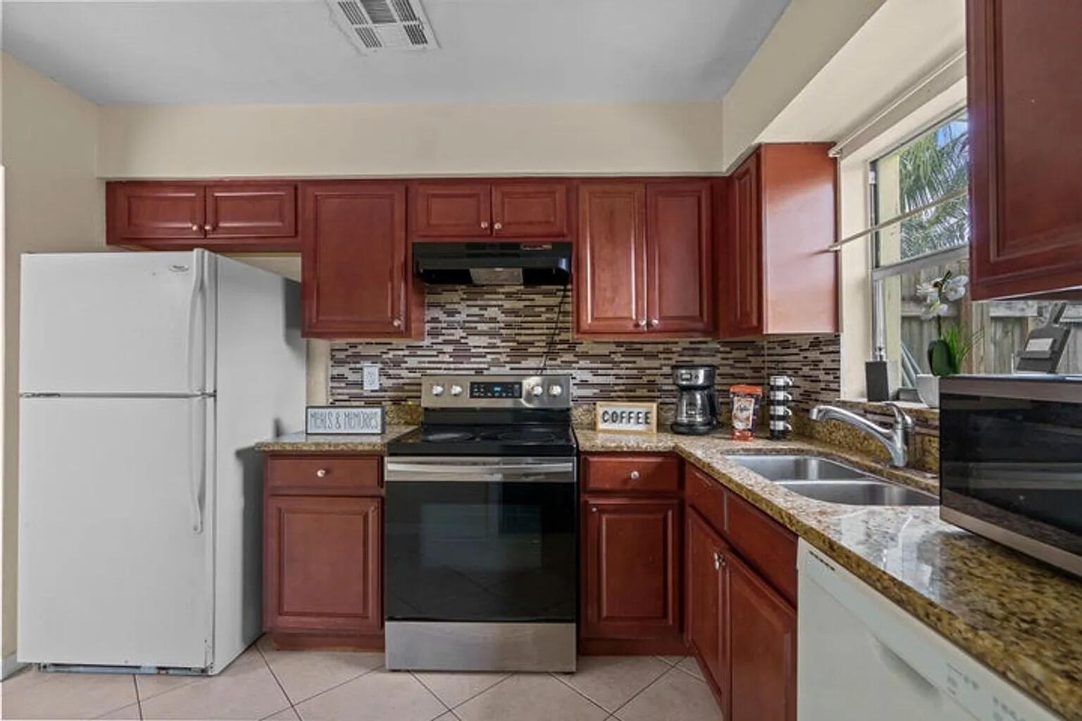 ROLLING GREEN RIDGE 1ST A - Residential