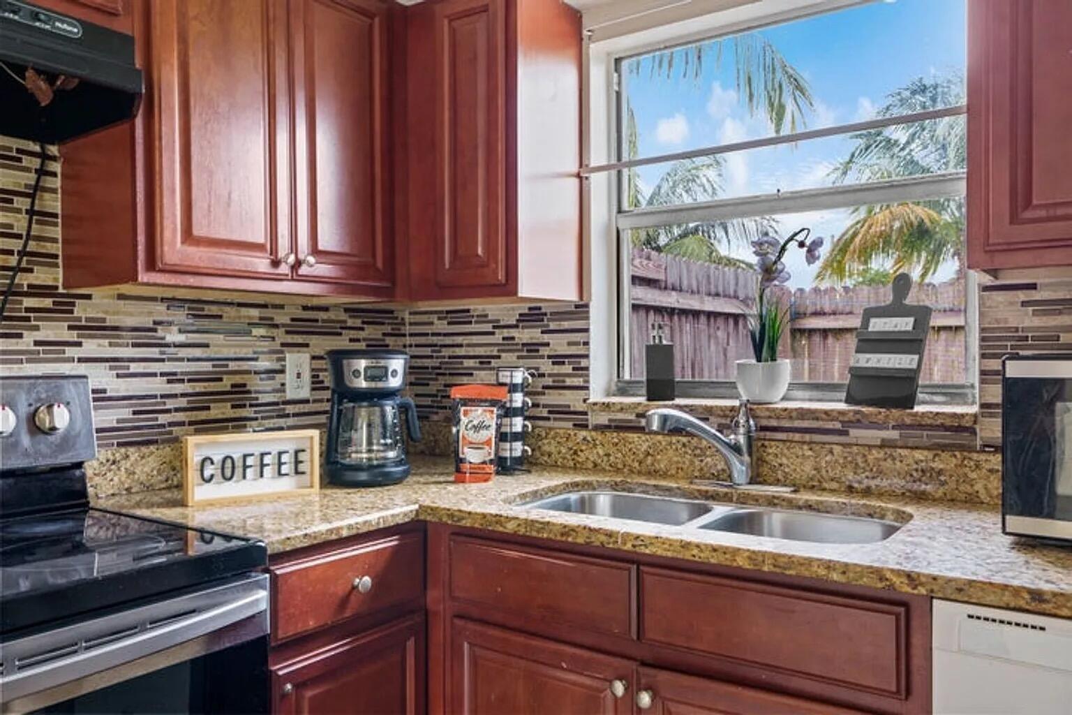 ROLLING GREEN RIDGE 1ST A - Residential