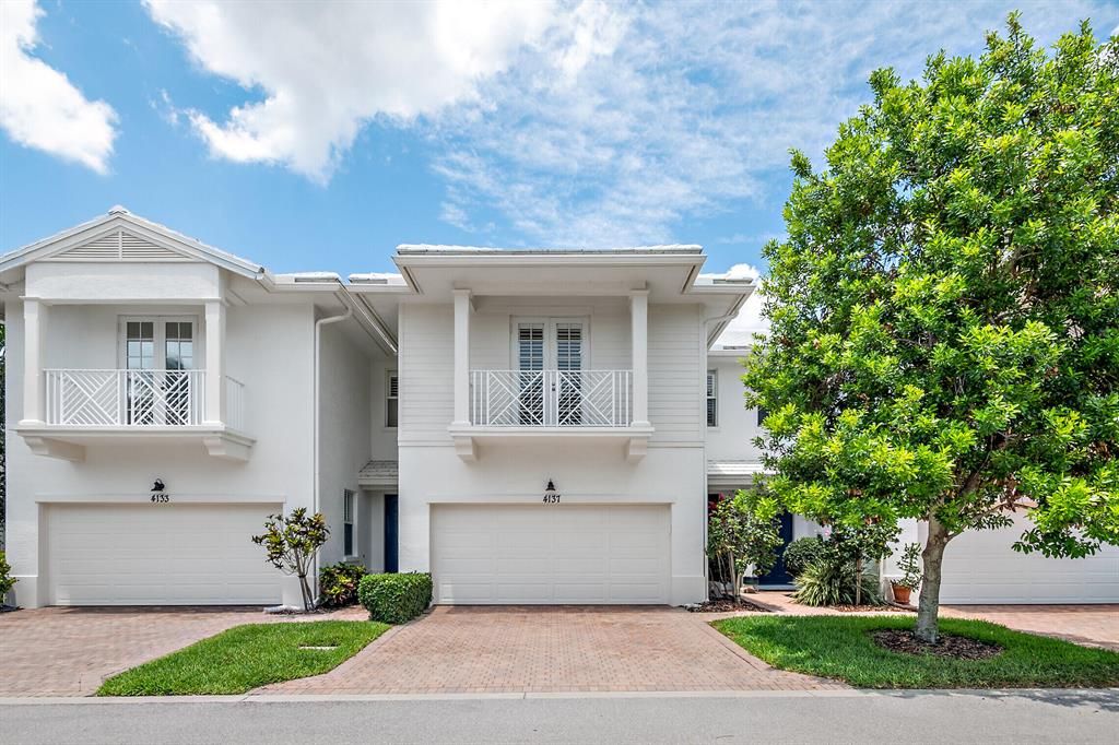 Photo of 4137 Darlington Street, Palm Beach Gardens, FL 33418 (MLS # R10803978)
