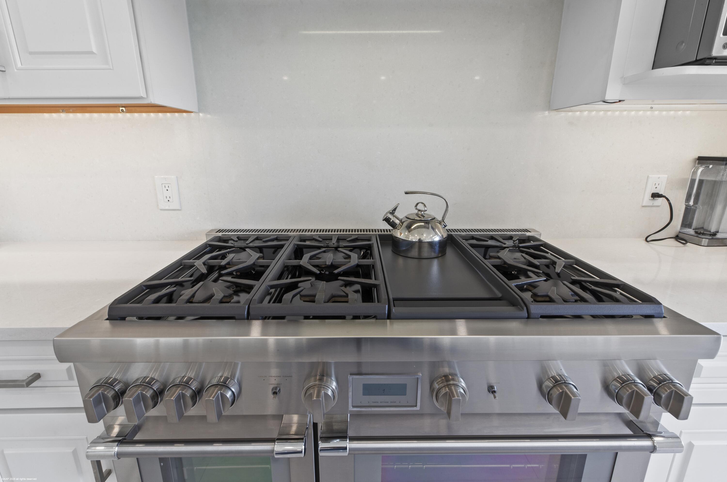 JUPITER ISLAND - Residential