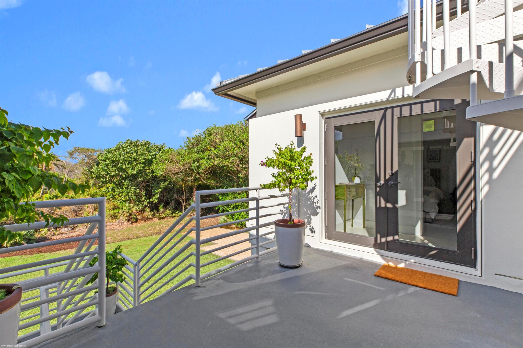 JUPITER ISLAND - Residential