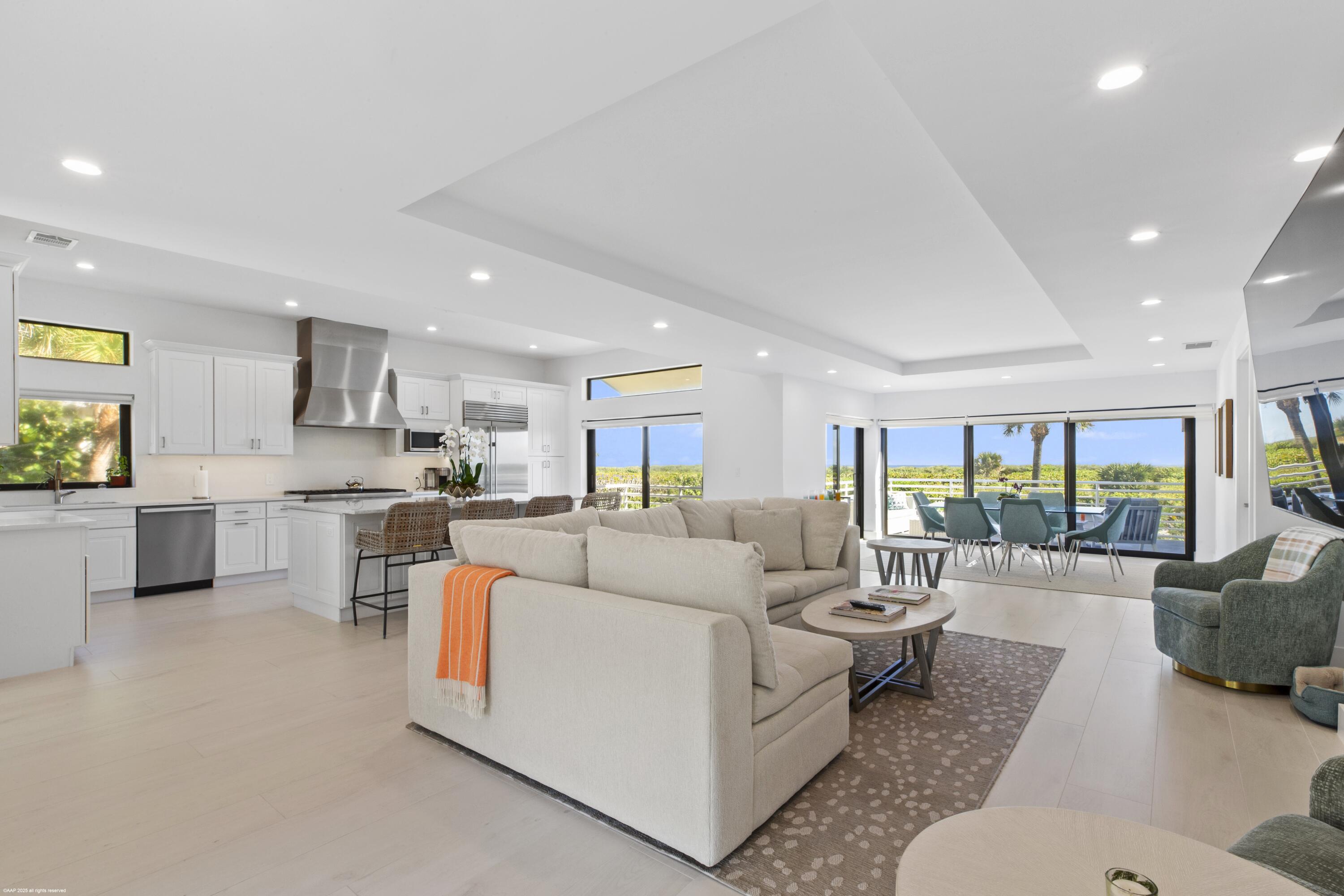 JUPITER ISLAND - Residential