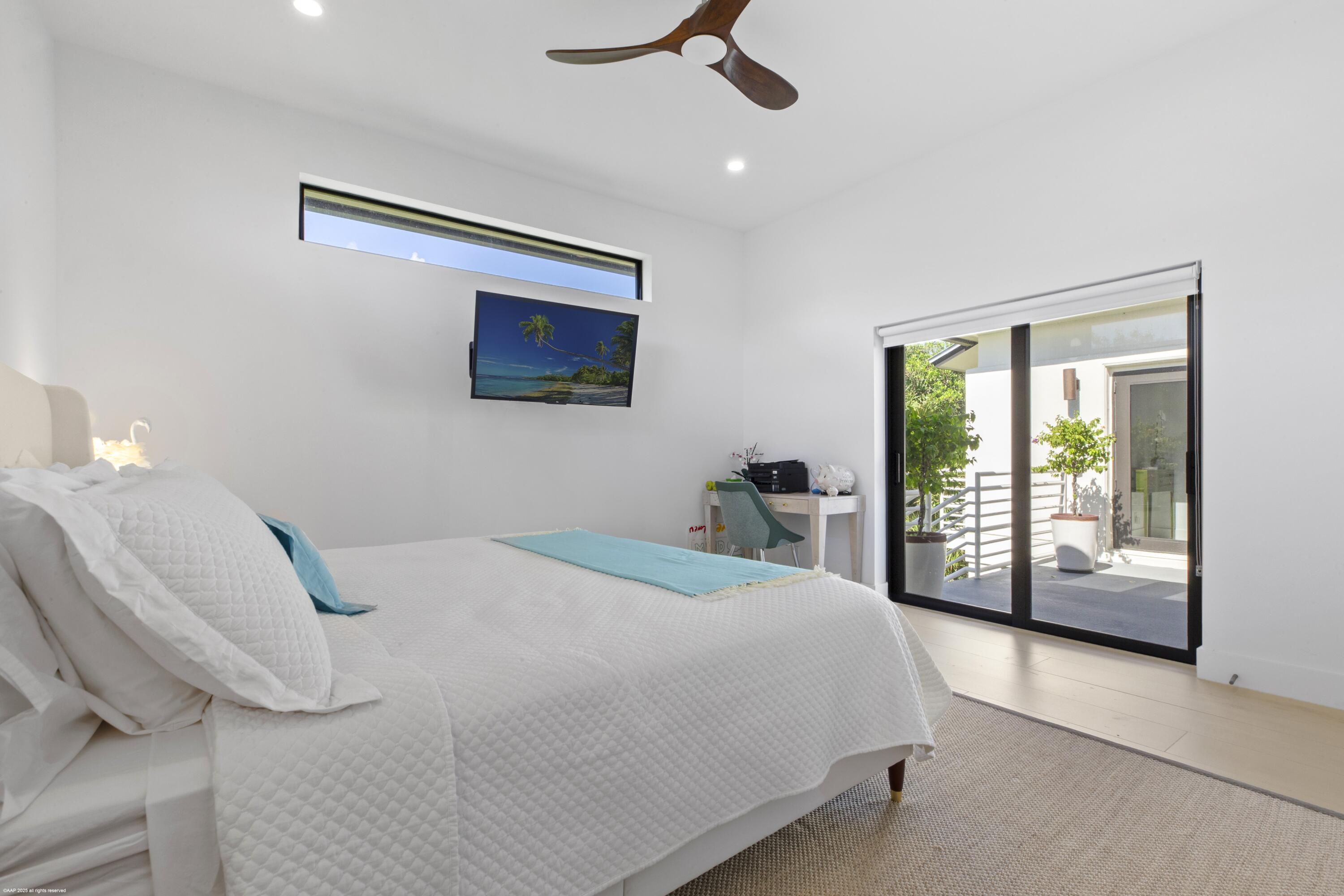 JUPITER ISLAND - Residential