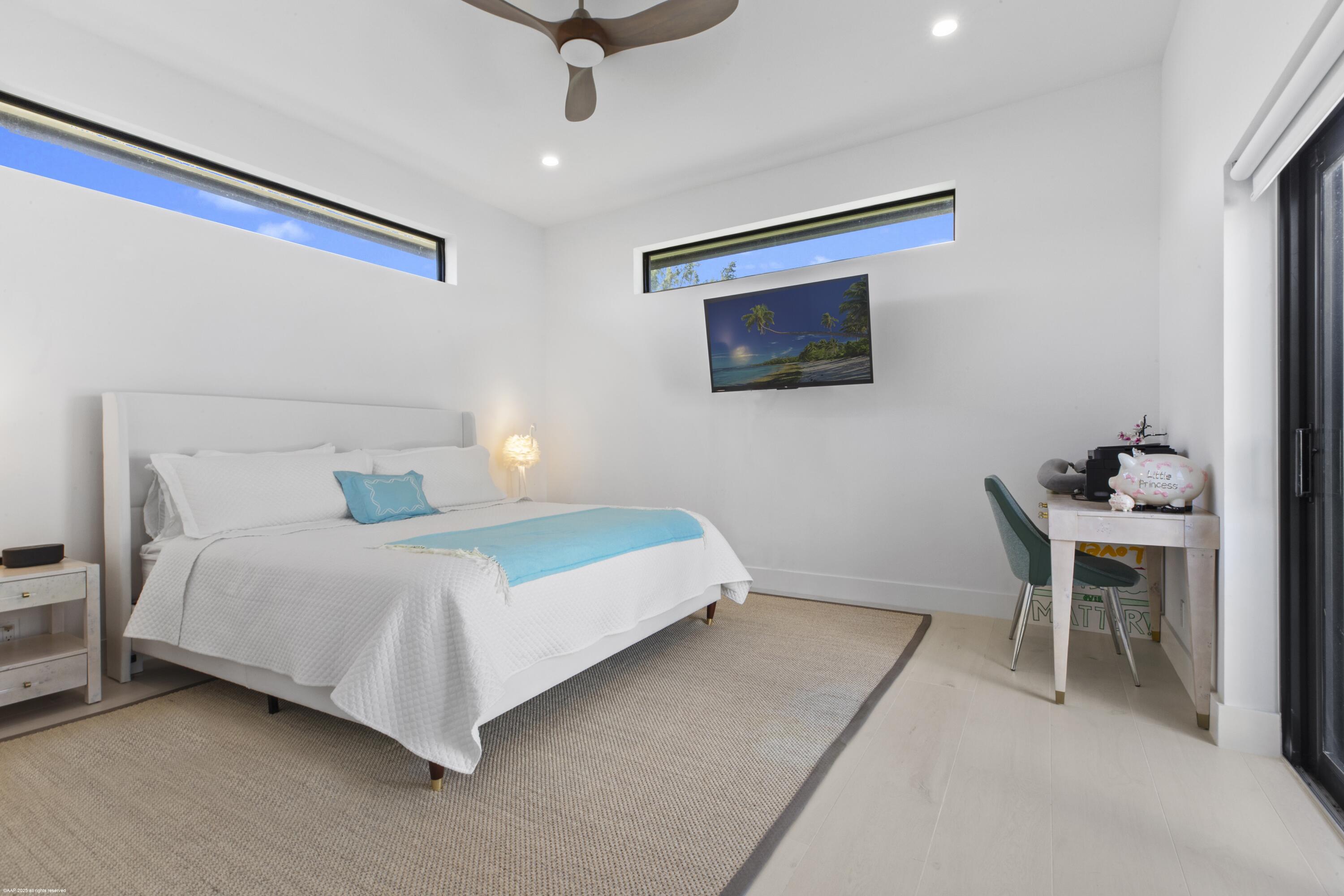 JUPITER ISLAND - Residential